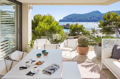 Luxury apartment next to the beach