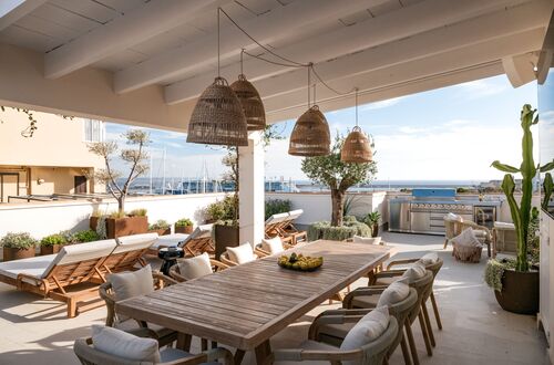Exceptional Renovated Residence with Private Rooftop on Paseo Marítimo