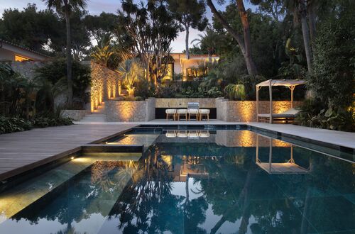 A private paradise with spectacular sea views