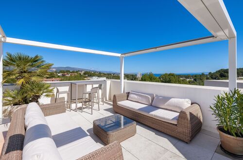 Sea view penthouse with rooftop & Palma Cathedral views
