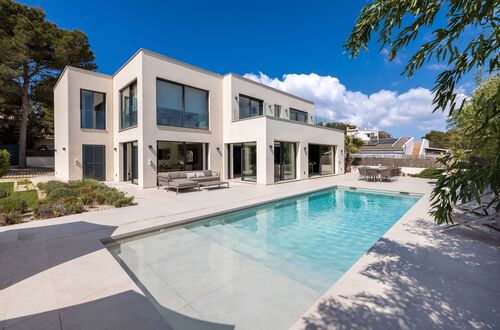 Exclusive villa with the highest level of comfort and a private pool