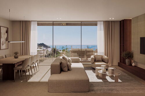 Fantastic new-build penthouse with stunning panoramic sea views