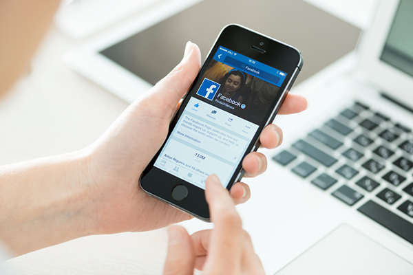 Facebook suicide prevention tool