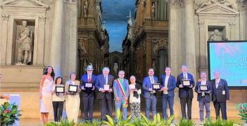 “Premio Città di Vicenza” al Teatro Olimpico, a cittadini e associazioni assegnati otto riconoscimenti