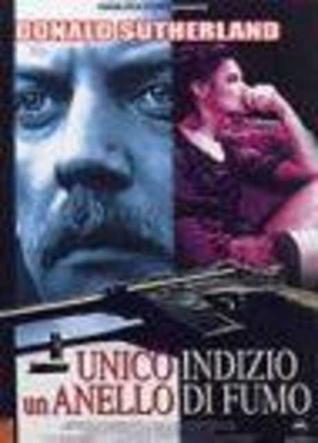 ...unico indizio un anello di fumo