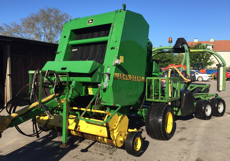 bild 2 av John Deere 580 balpress