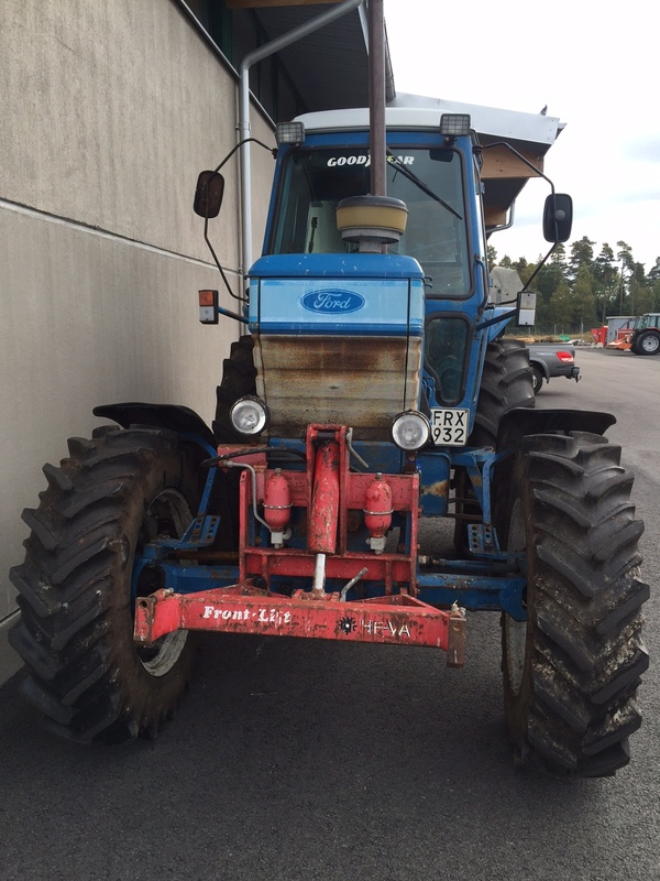 bild 2 av Ford 7710 4WD m frontlyft