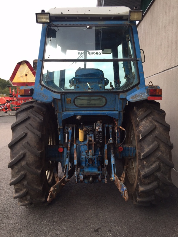 bild 2 av Ford 7710 4WD m frontlyft