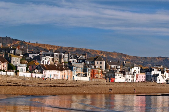 £99 for a 2nt mid-week break or £119 for weekends for 2 at the Fairwater Head Hotel, Devon inc. breakfast – save up to 62%