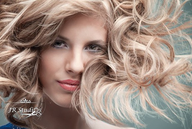 £37 instead of £135 for a half head of highlights, cut, deep conditioning treatment and blow dry at JR Studios - save 73%