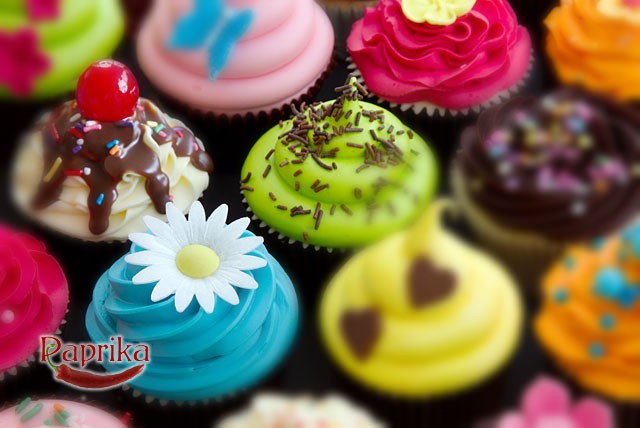 £29 instead of £90 for a 3 hour cupcake decorating class, lunch and 6 cupcakes to take home at Paprika Coffee Bar, Stockport - save 68%