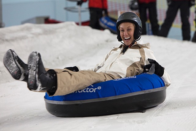 £24 instead of £48 for a 45 min Luge or Tubing experience plus a 50 min Ski or Snowboard taster session with Chill Factore, Manchester – save 50%