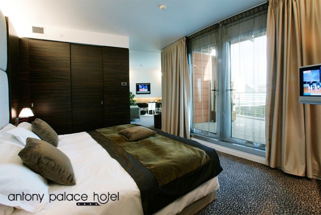 £209pp for a 2 night stay for 2 at the 4* Hotel Antony Palace in Venice inc. flights, or £249pp for 3 nights from Independent World Choice Holidays 