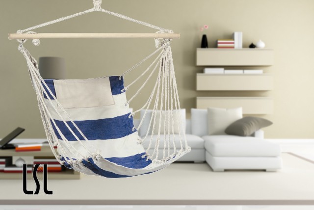 £29.99 instead of £79.99 (from Life’s Simple Luxuries) for a blue and white hanging swing chair – relax and save 63%