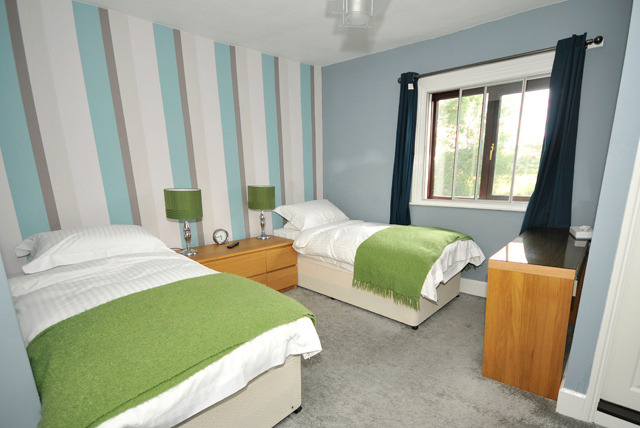 £69 instead of up to £160 for a 2 night stay for 2 inc. breakfast at The Swan@Stoford, Salisbury – save up to 57% 