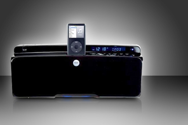 £49 instead of £99.99 (from Brand Arena) for an iLuv i398 iPhone dock - save 51% + FREE DELIVERY