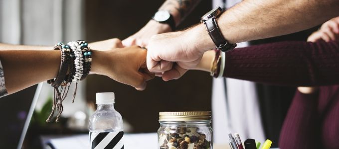 Sales Collaboration — The Missing Link for Startups and Fledgling Businesses