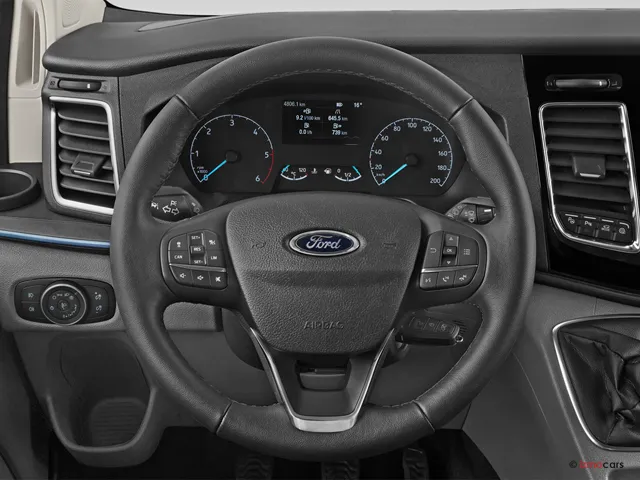 Neuf FORD TOURNEO COURIER ELECTRIQUE à NANTERRE chez FORD NANTERRE