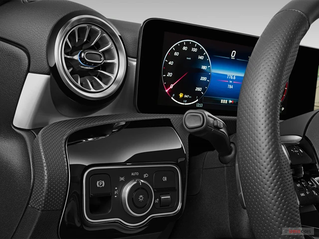 Neuf Mercedes-Benz CLASSE A à POITIERS chez Groupe Autosphere Poitiers