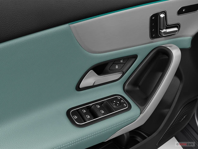 Neuf Mercedes-Benz CLASSE A à POITIERS chez Groupe Autosphere Poitiers