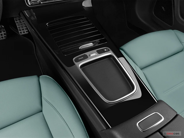 Neuf Mercedes-Benz CLASSE A à POITIERS chez Groupe Autosphere Poitiers