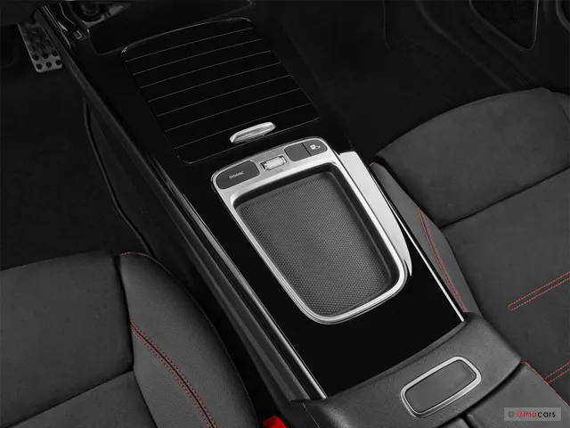 Neuf Mercedes-Benz CLA HYBRIDE à POITIERS chez Groupe Autosphere Poitiers