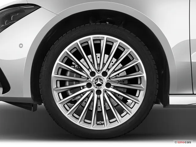 Neuf Mercedes-Benz CLA HYBRIDE à POITIERS chez Groupe Autosphere Poitiers