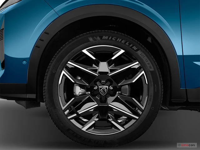 Neuf PEUGEOT 3008 à BASSUSSARRY chez PEUGEOT BASSUSSARRY