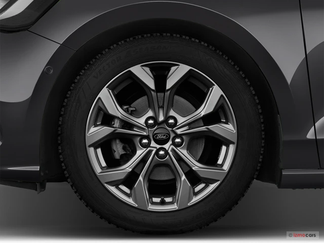 Neuf FORD FOCUS à PETITE-FORET chez FORD VALENCIENNES