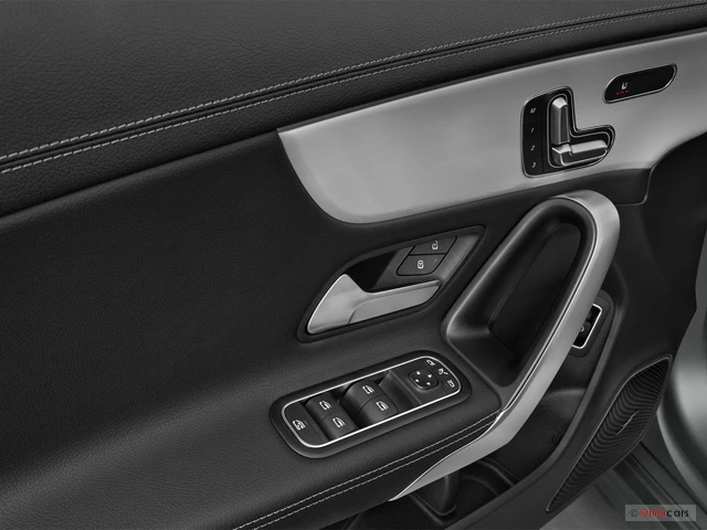 Neuf Mercedes-Benz CLA SHOOTING BRAKE EQ à POITIERS chez Groupe Autosphere Poitiers