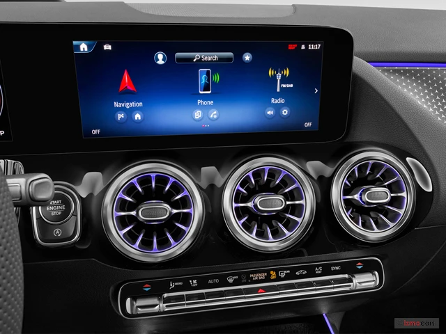 Neuf Mercedes-Benz GLA à POITIERS chez Groupe Autosphere Poitiers