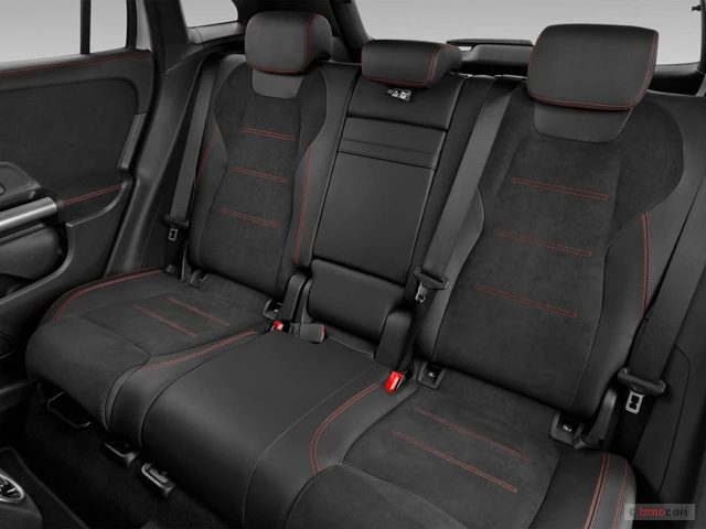 Neuf Mercedes-Benz GLA à POITIERS chez Groupe Autosphere Poitiers