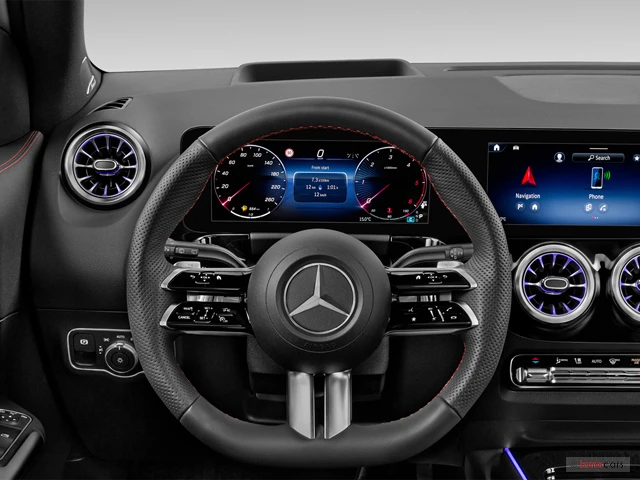 Neuf Mercedes-Benz GLA à POITIERS chez Groupe Autosphere Poitiers