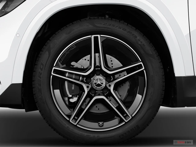 Neuf Mercedes-Benz GLA à POITIERS chez Groupe Autosphere Poitiers