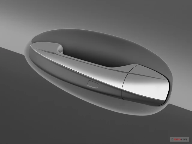 Neuf Mercedes-Benz GLA à POITIERS chez Groupe Autosphere Poitiers