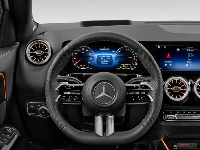 Neuf Mercedes-Benz GLA à POITIERS chez Groupe Autosphere Poitiers