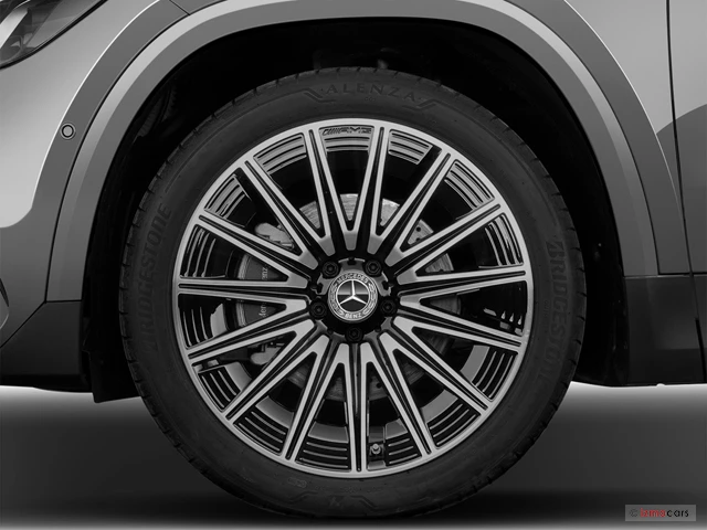 Neuf Mercedes-Benz GLA à POITIERS chez Groupe Autosphere Poitiers