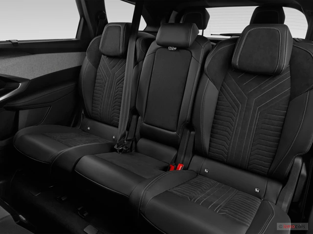 Neuf PEUGEOT 5008 à BASSUSSARRY chez PEUGEOT BASSUSSARRY