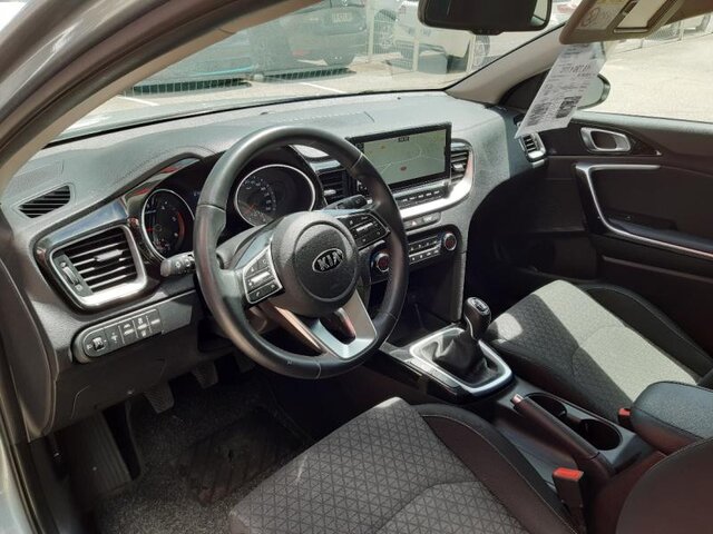 KIA Ceed à 17 290 € disponible à Bourgoin-Jallieu | Kia Bourgoin