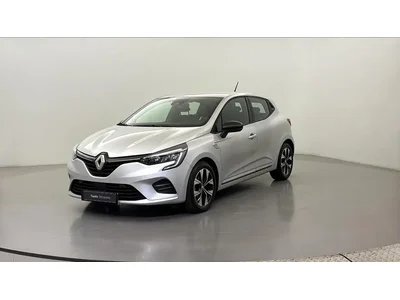 Occasion Renault Clio à  Nanterre, chez LEXUS NANTERRE