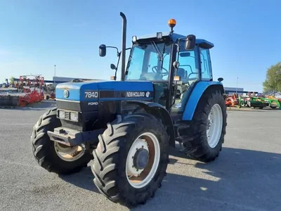 Occasion New Holland 7840 à ANTIGNY chez Groupe OUVRARD