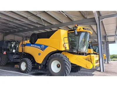 Occasion New Holland CX8-70 à ANTIGNY chez Groupe OUVRARD