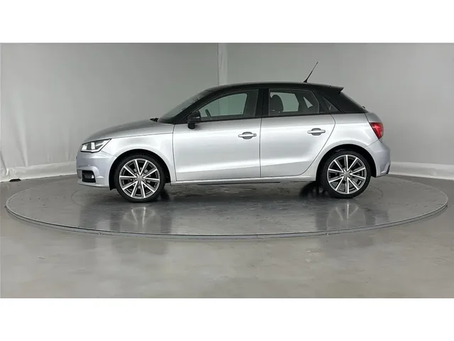 Occasion Audi A1 Sportback à ENGLOS chez RENAULT | ENGLOS