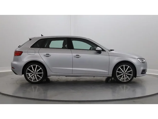 Occasion Audi A3 Sportback à NIEPPE chez RENAULT | NIEPPE