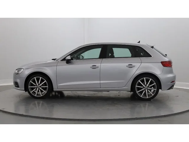 Occasion Audi A3 Sportback à NIEPPE chez RENAULT | NIEPPE