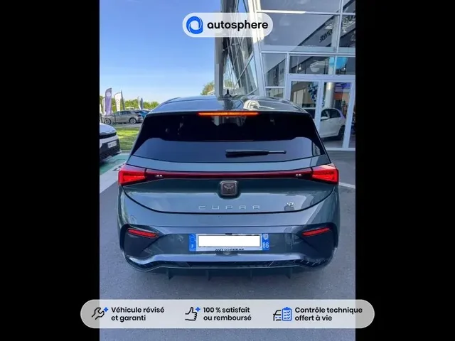 Démonstration Cupra Born à CHAMPNIERS chez Volkswagen Angouleme