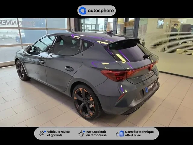 Démonstration Cupra Leon à CHAMPNIERS chez Volkswagen Angouleme