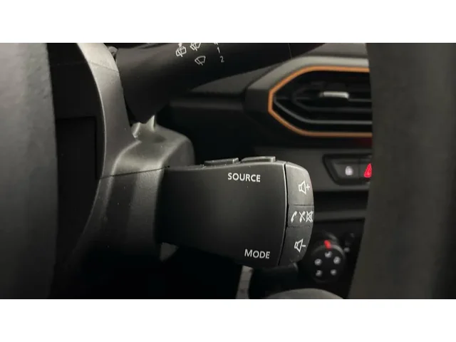 Occasion Dacia Sandero à MAGENTA chez RENAULT | EPERNAY & SEZANNE