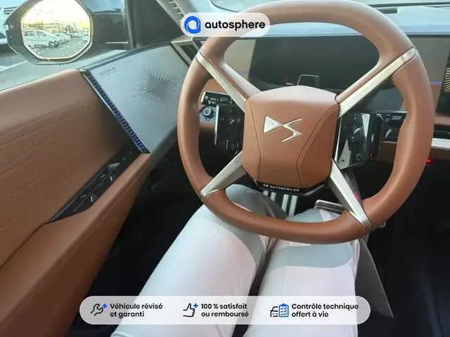 Démonstration Ds N°8 à POITIERS chez PEUGEOT POITIERS