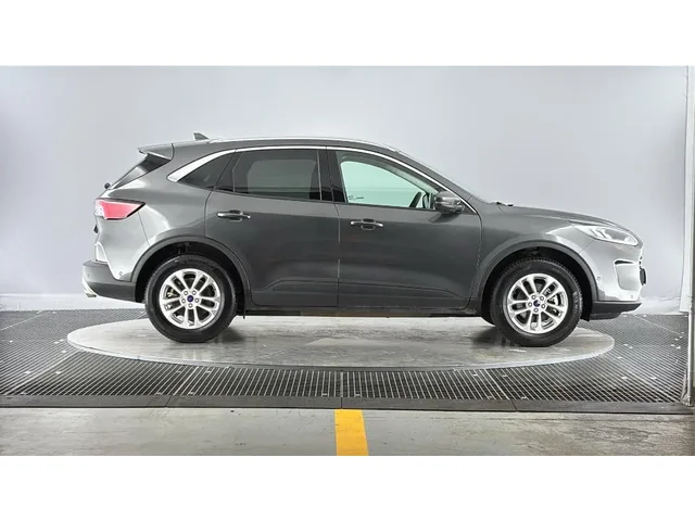 Occasion Ford Kuga à Annemasse chez RENAULT | ANNEMASSE